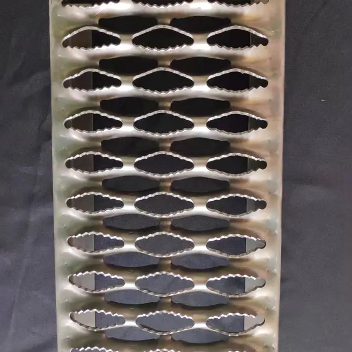 SS304 perforated metal anti skid plate for safety grating