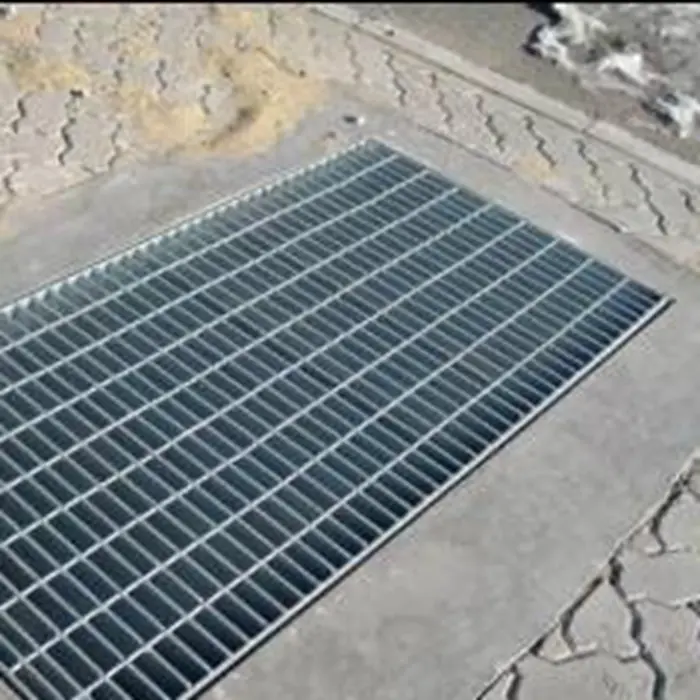 OEM Heavy Duty Driveway Floor Drainage Trench Cover Low Carbon SS400 S235JR Steel Grating