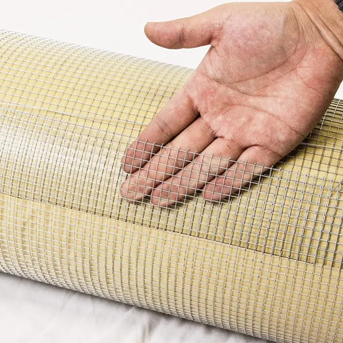 Square iron welded wire mesh pvc coated welded mesh