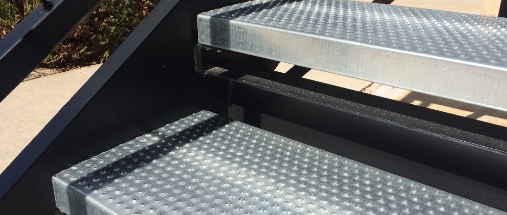 Metal anti-skid plates: a solid line of defense for safe walking