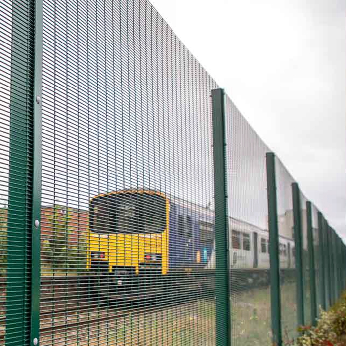 Analysis of the excellent performance of 358 fences