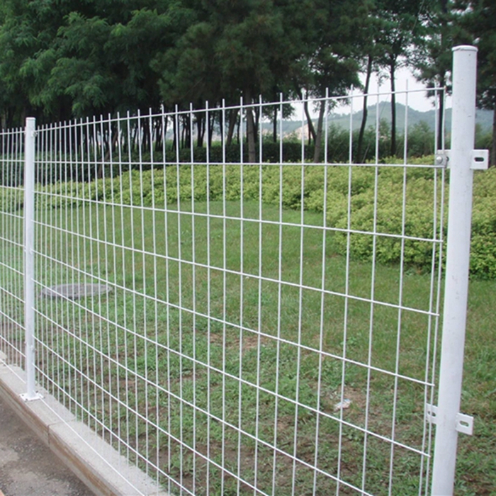 How to improve the welding effect of bilateral wire guardrail net