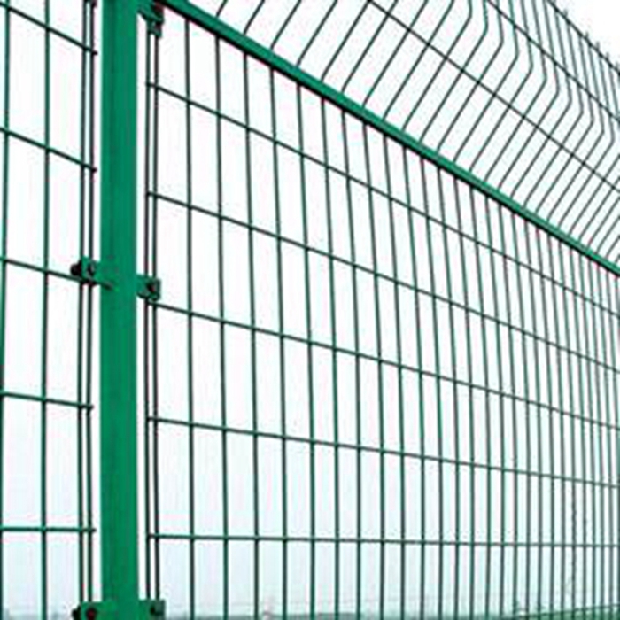 About the specifications of double-sided wire fence