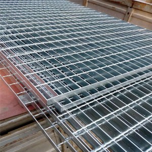 Several common methods and characteristics of steel grating surface treatment
