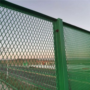 How long does the highway guardrail net last when used outdoors?
