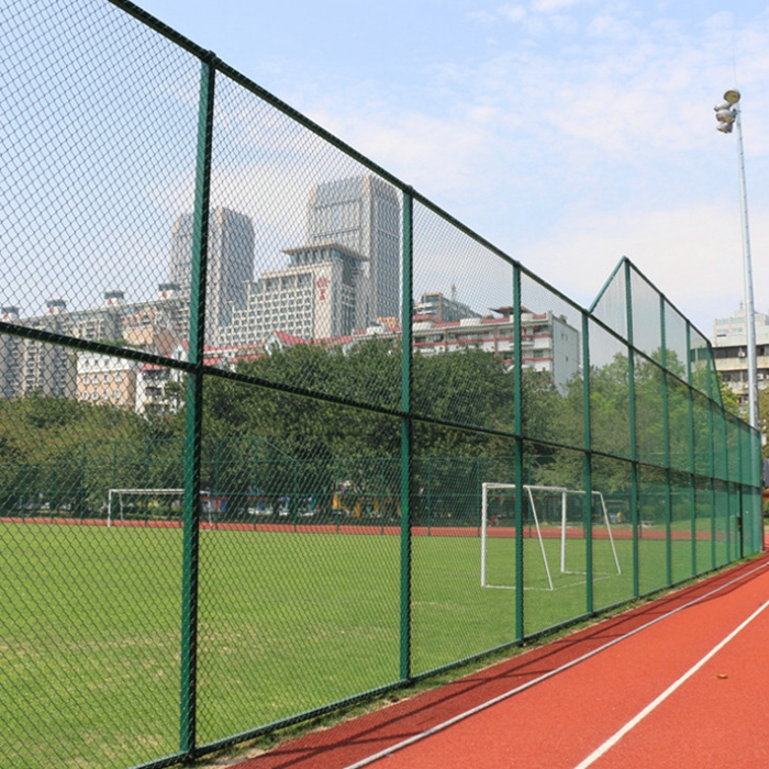 The best choice for basketball court – chain link fence