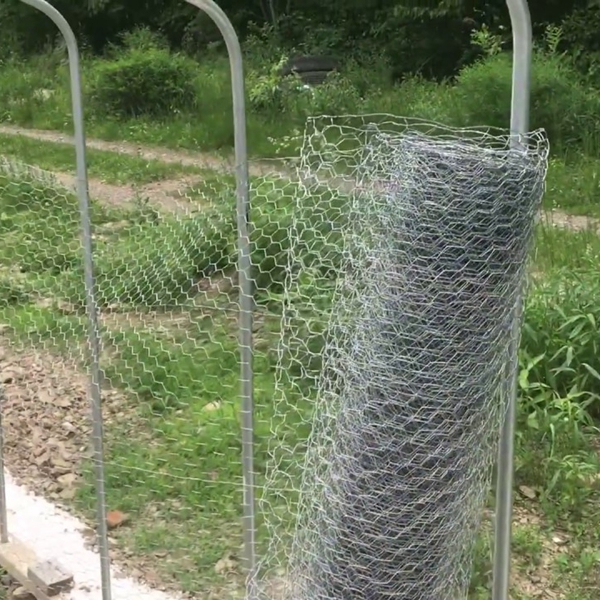 6ft woven wire fence