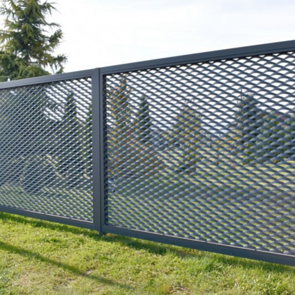 A brief introduction to expanded metal mesh guardrail