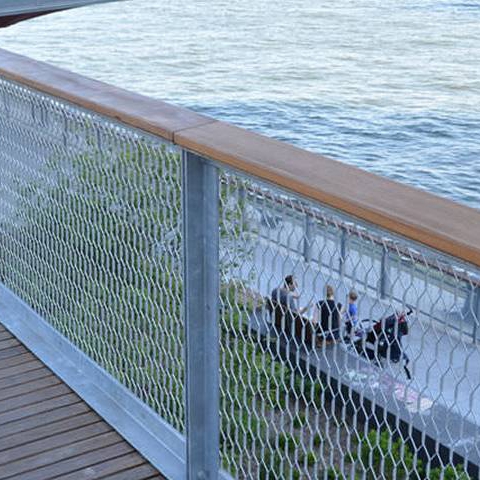 woven mesh fence