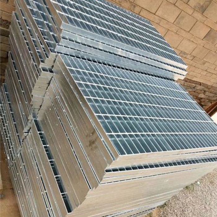 Analysis of surface treatment process of galvanized steel grating before painting