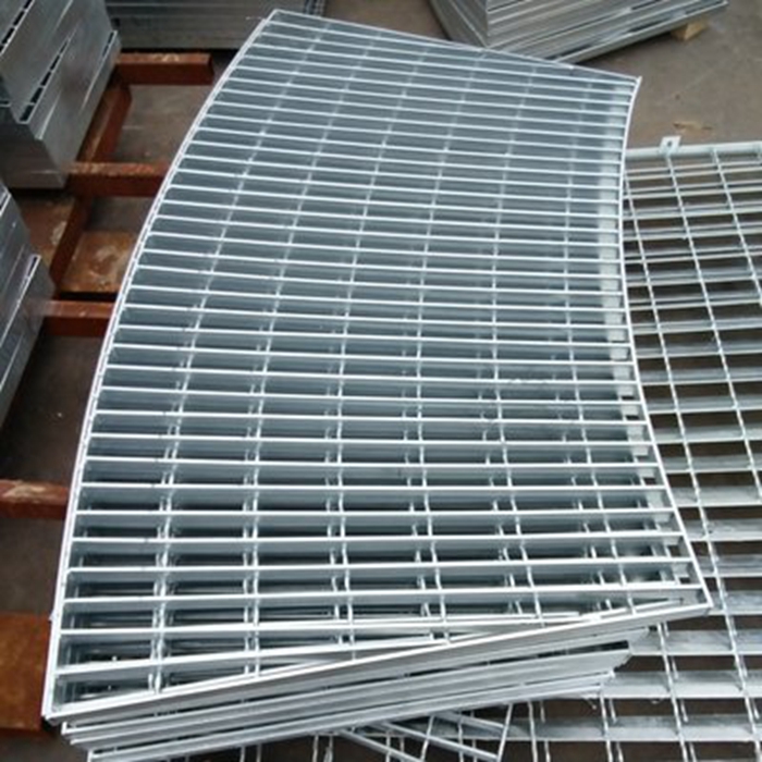 What should you pay attention to when purchasing special-shaped steel grating?