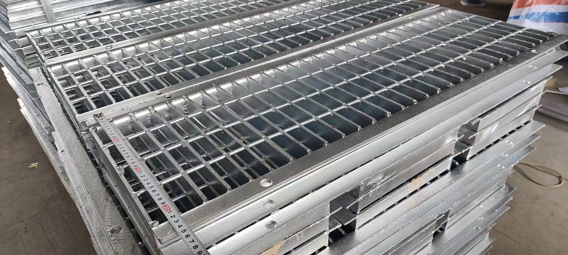 How much do you know about steel grating?