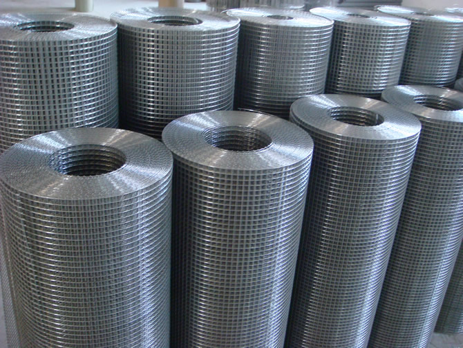 High-strength welded mesh: material selection and welding process