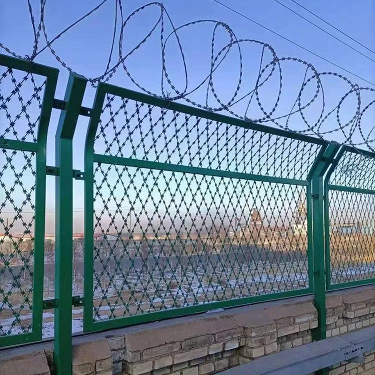 Boundary Anti-Intrusion Welded Steel Mesh Razor Fence