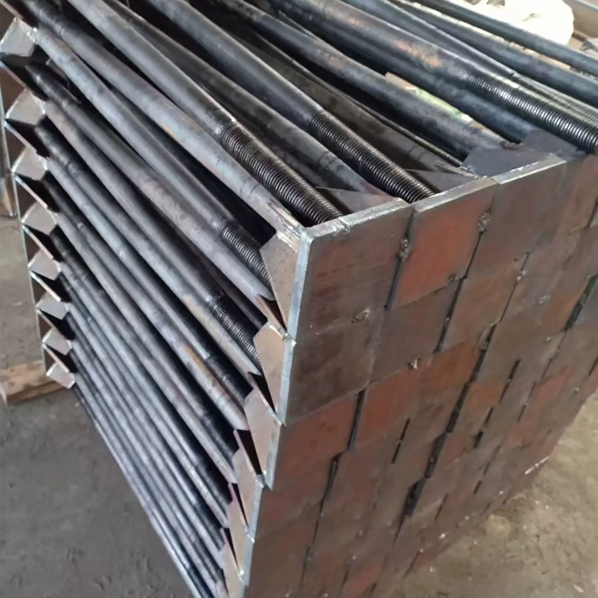 Welded Base Plate Anchor Bolt Assembly