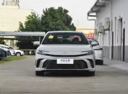 Toyota-Camry 2026 Dual-Hybrid 2.0HE Elite Edition