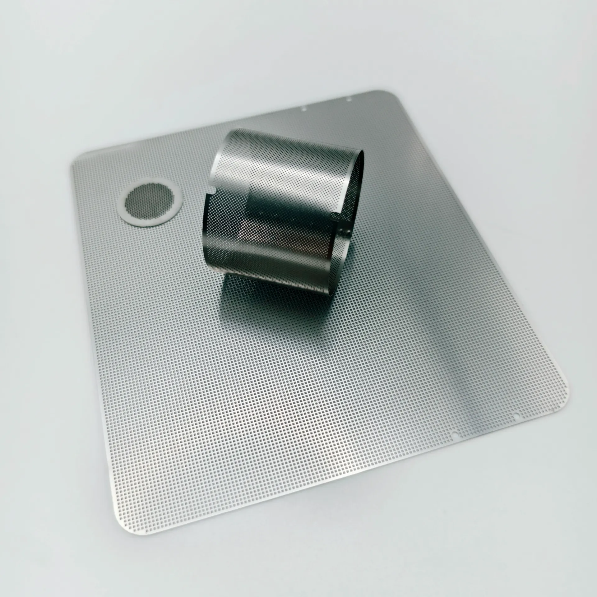 Photo Etch Mesh: Precision, Burr-Free, Custom Micro Screens