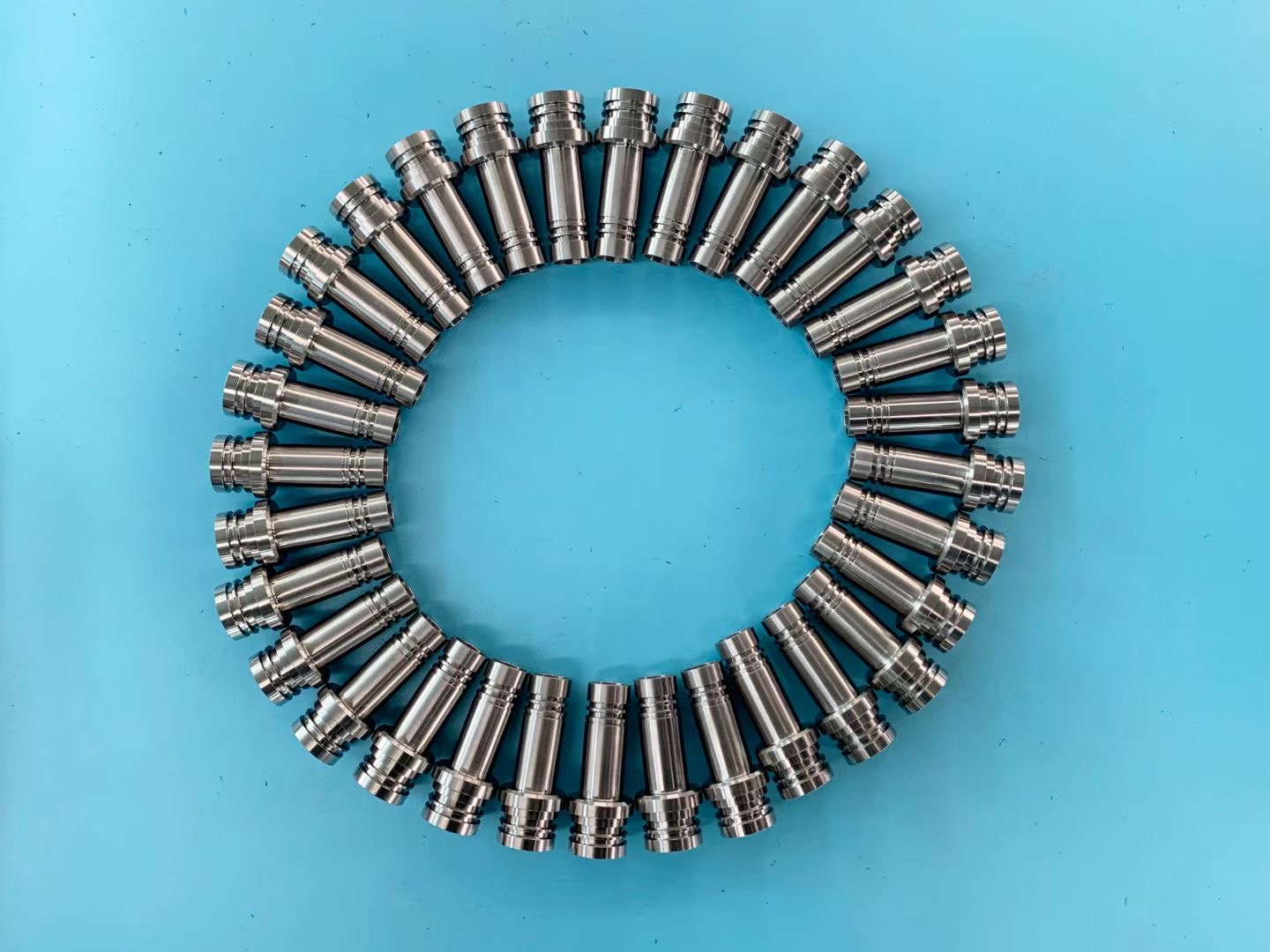 Titanium alloy parts Tractor Part/Metal Sand Machinery/Machined Steel /Mechanical/Motor Parts for Compressor Body