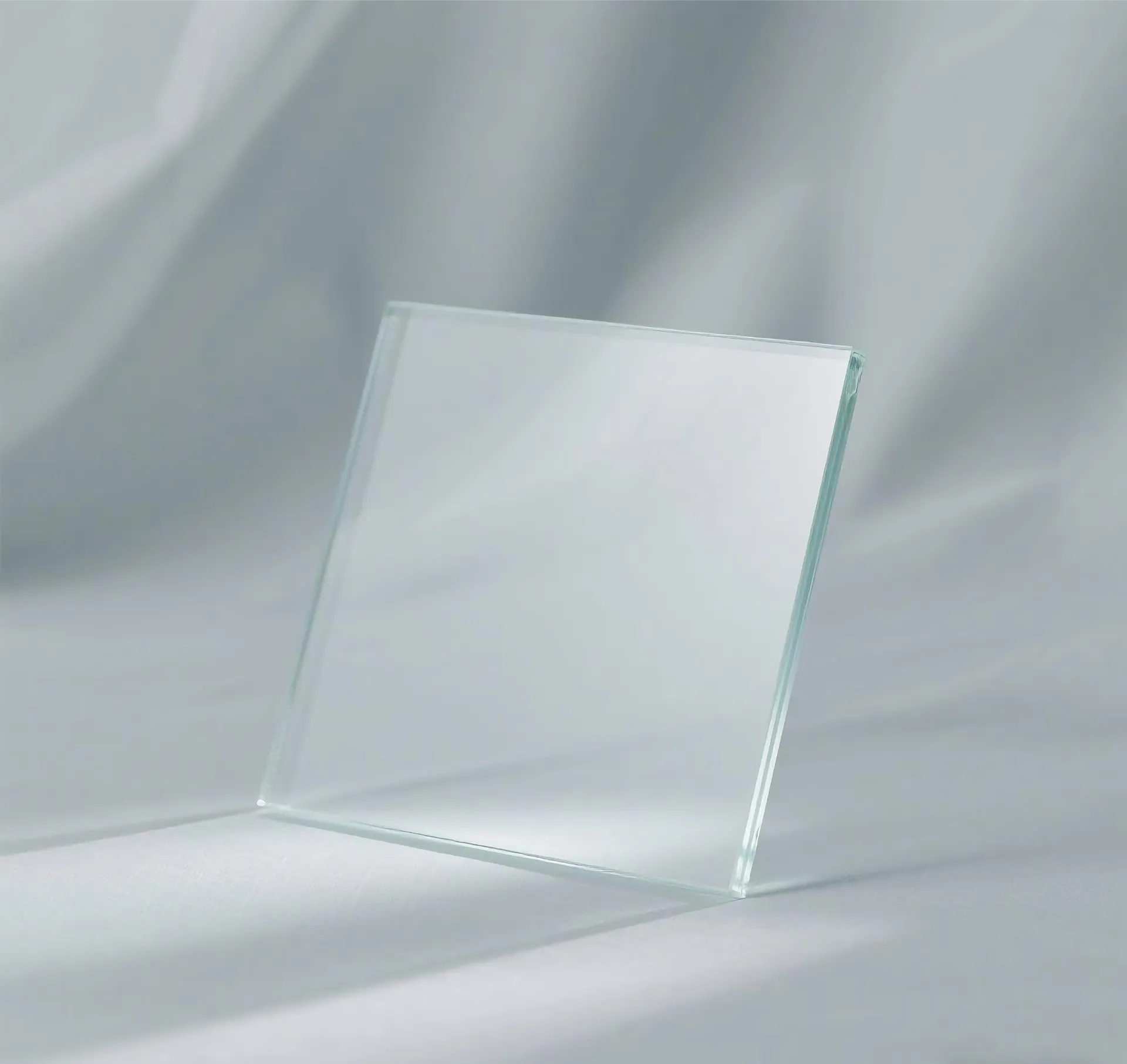 Ultra Clear Float Glass: Low Iron, High Clarity for Premium Displays