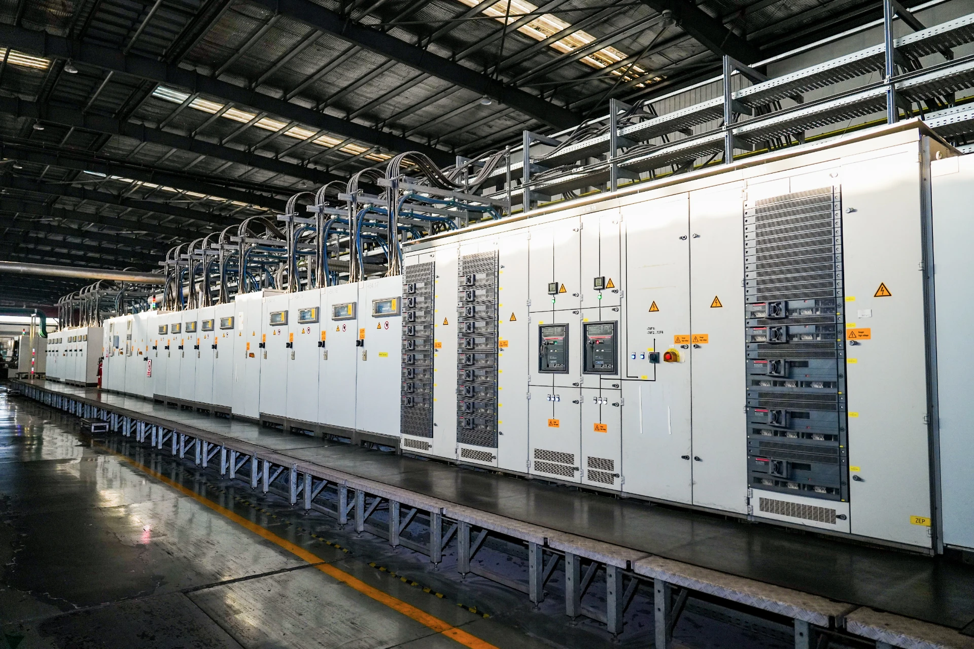 insulated ballistic glass