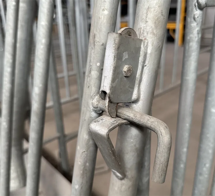 Crate and Floor consumables in Pig Farming Equipme03