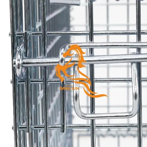 Collapsible Wire Container Detail