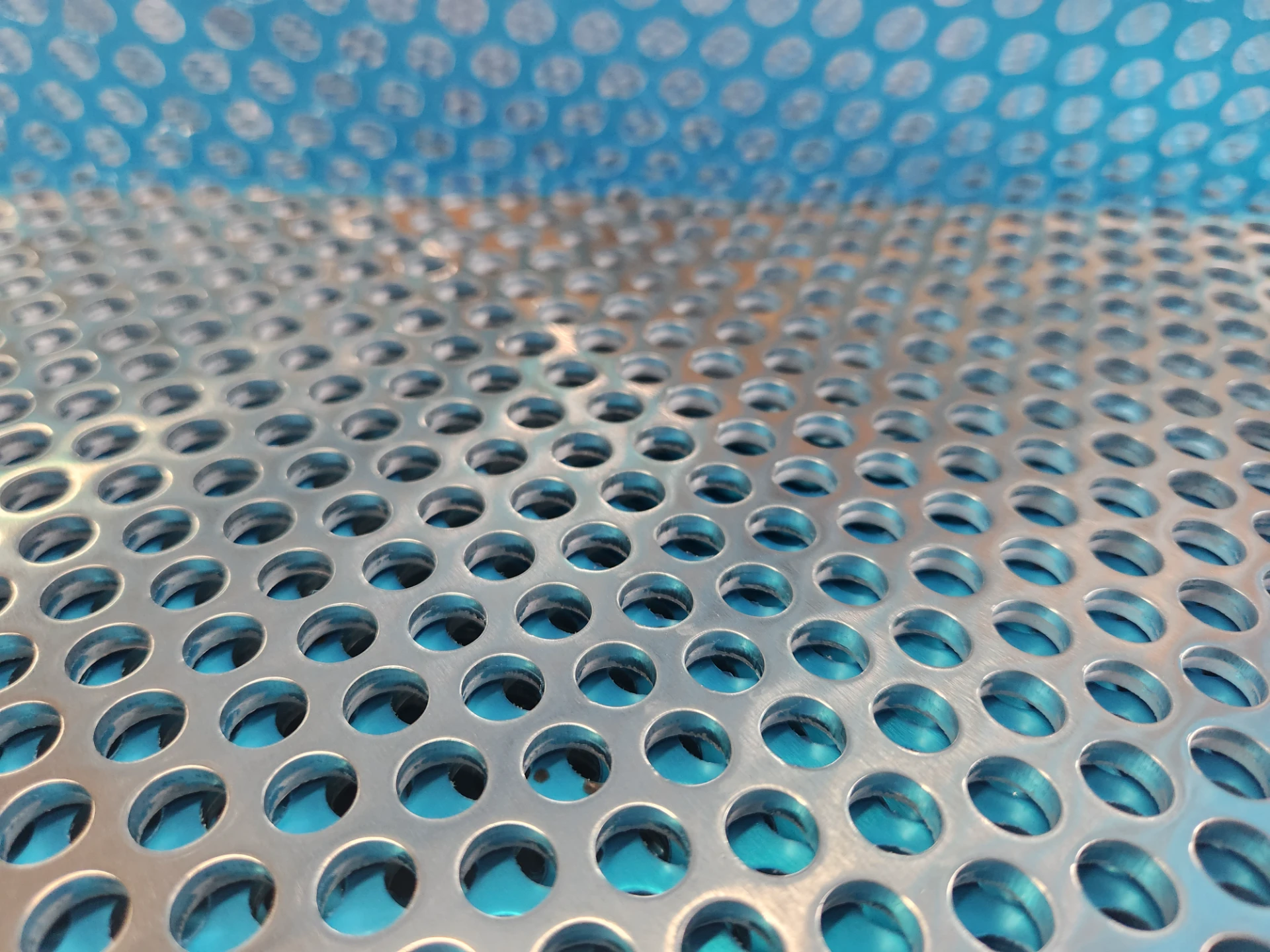 The Difference Between 316 Stainless Steel Mesh and 304 Stainless Steel Mesh