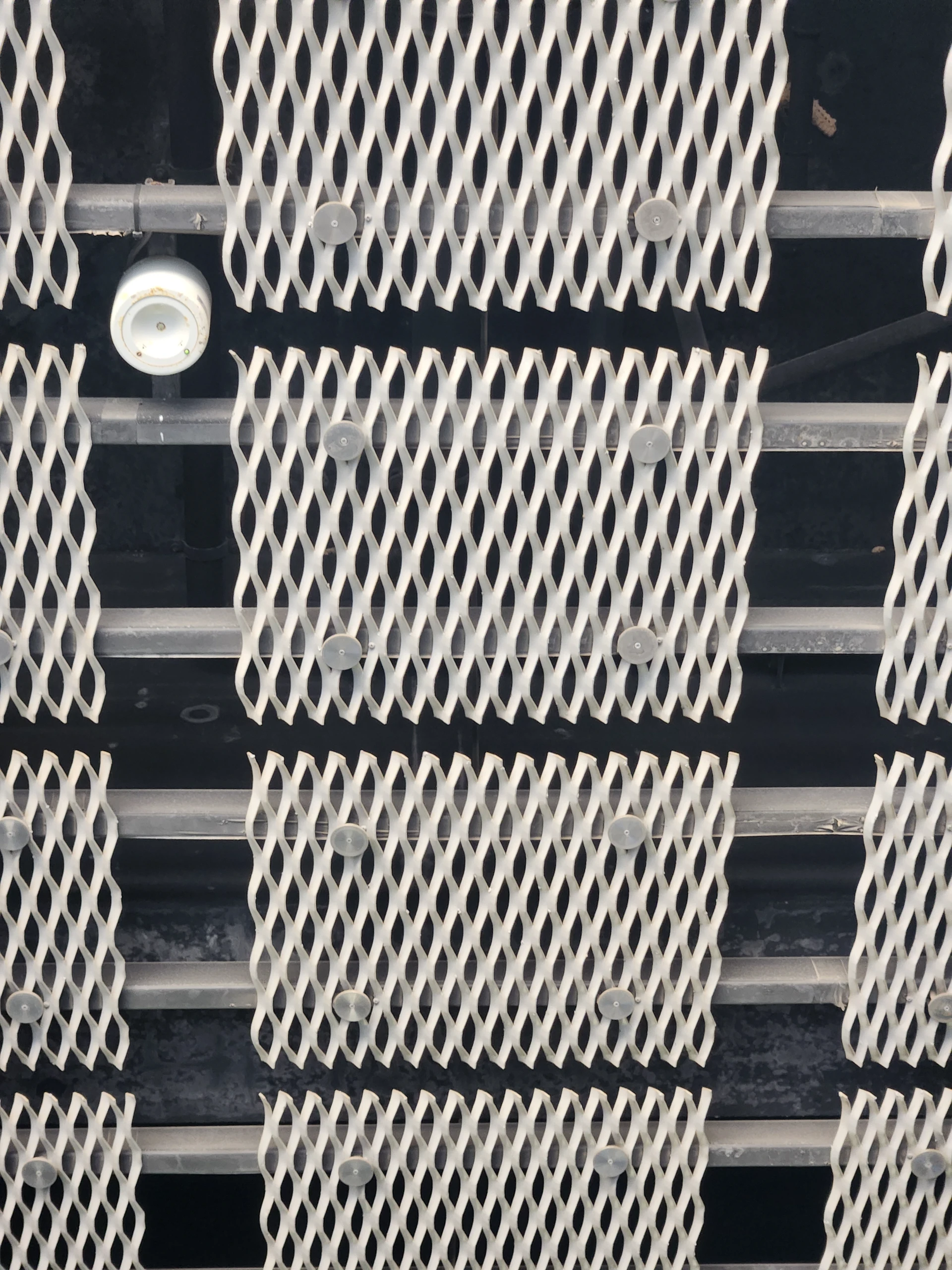 The Versatility of Stainless Expanded Mesh
