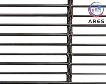 Why Wire Mesh is a Breakout Architectural Design
