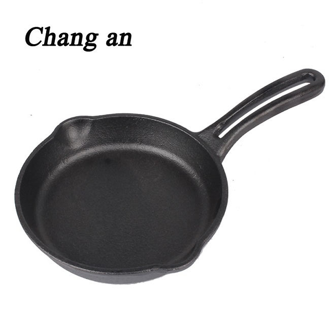 Pre-seasoned cast iron skillet