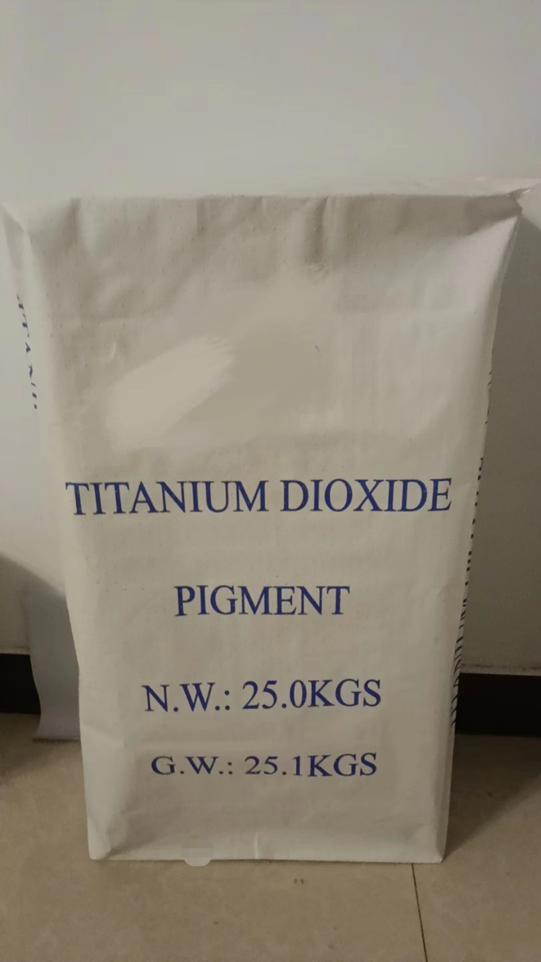 Impact of Currency Exchange Rates on International Titanium Dioxide Price Per Kg