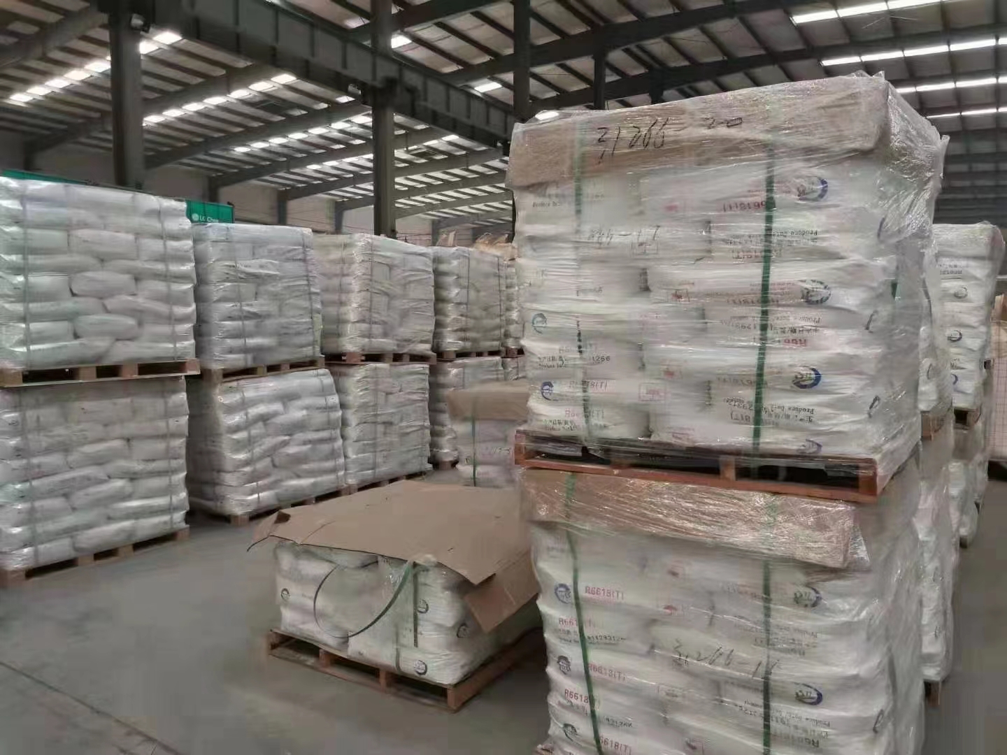 Leading Coating Raw Material Supplier | High-Quality Coatings Solutions