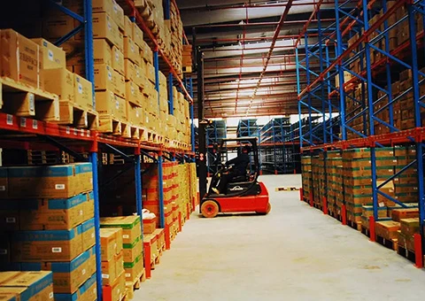 Factors Influencing the Expense of Relocating Heavy Equipment and Machinery