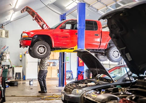 Design and Functionality of Gantry Cranes for Efficient Material Handling in Industrial Applications