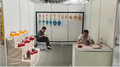 Powerful 600kg Magnetic Lifter for Heavy Duty Lifting Tasks Powerful 600kg Magnetic Lifter for Heavy Duty Lifting Tasks