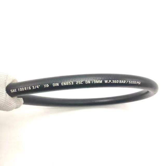 SAE100R16 Black Smooth Cover Hydraulic Hose