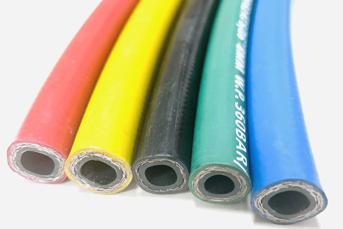 flame resistant hydraulic hose