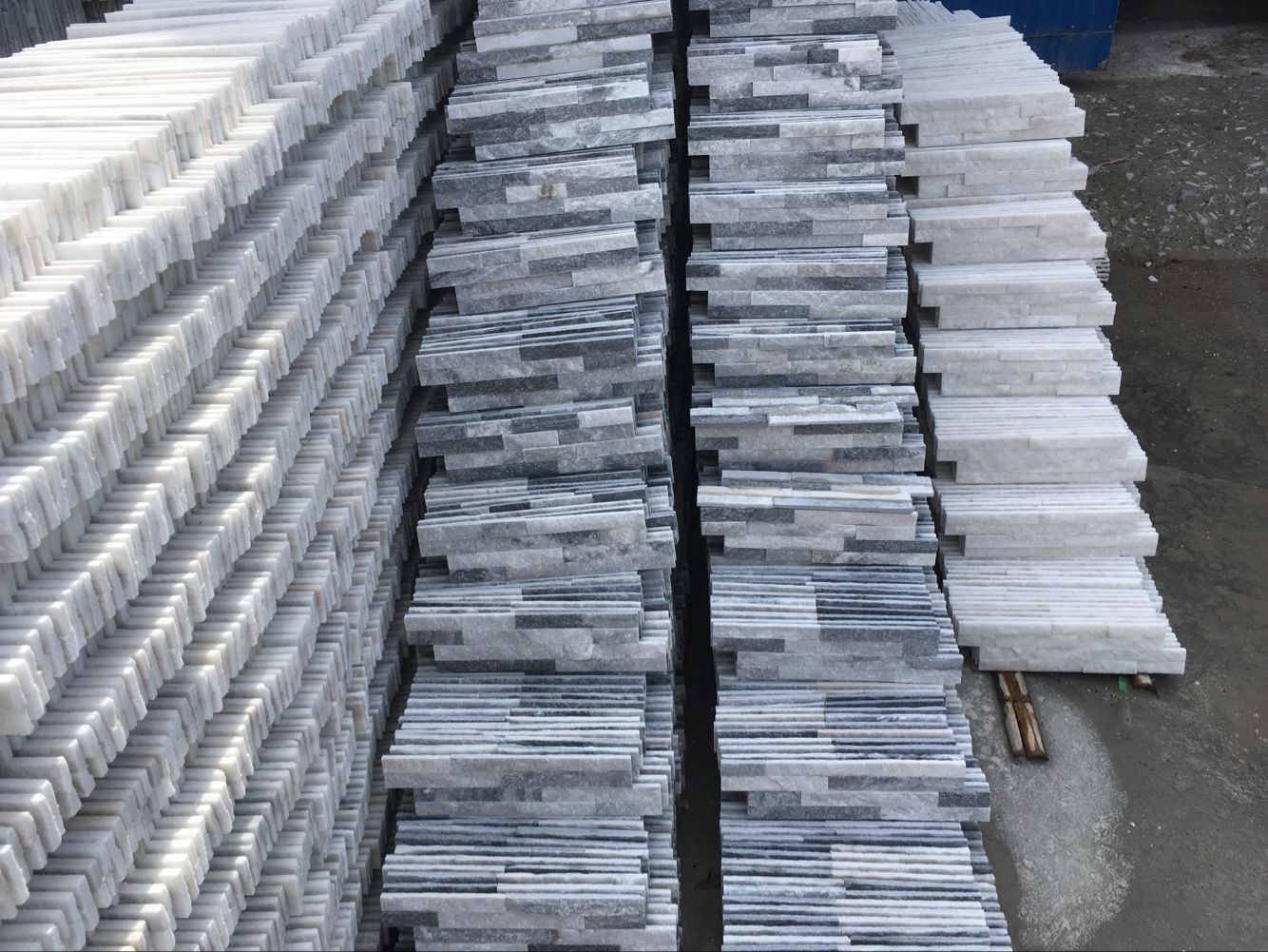 Premium Irregular Flagstone Patio Supplier - Durable & Beautiful