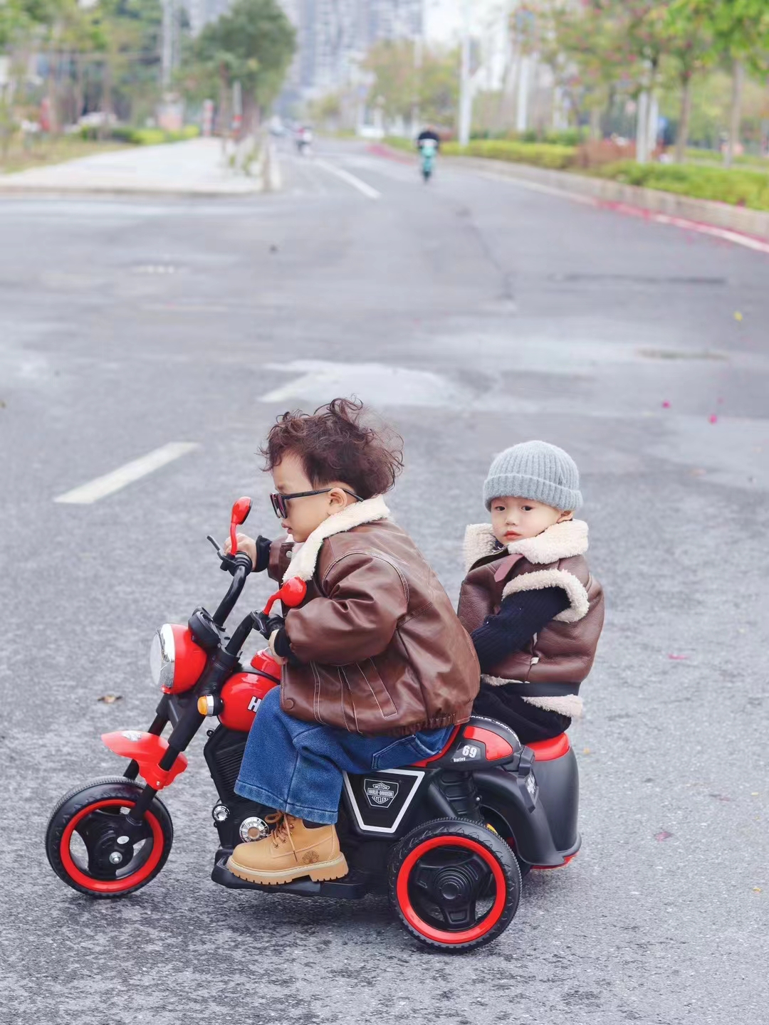 Powered Ride-On Toys for Kids - ATVs | Manufacturer & Supplier