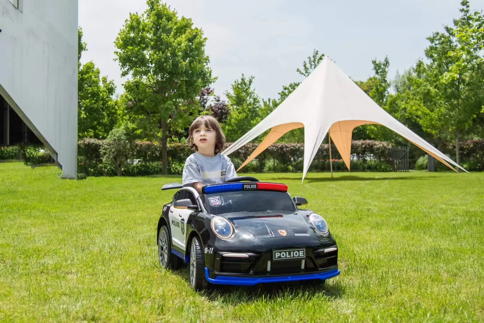The Ultimate Driving Experience for Kids: Discover the Coolest Electric Toy Car