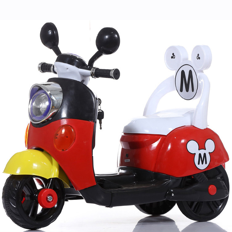 Determining the Appropriate Age Range for Baby Walker Use and Safety Considerations