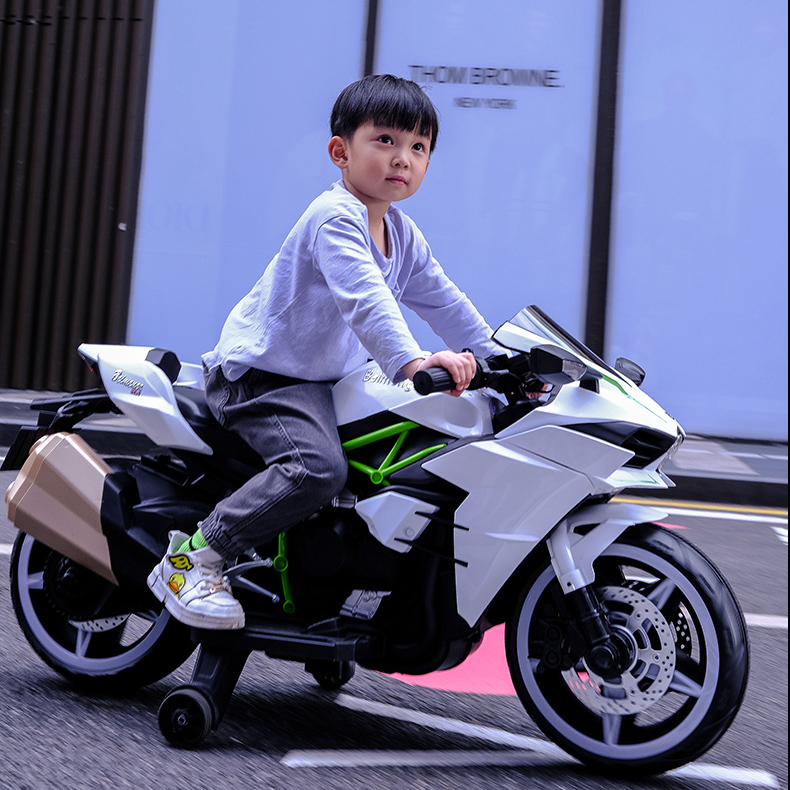 Best Infant Strollers 2021: Top Rated, Safe & Versatile Picks