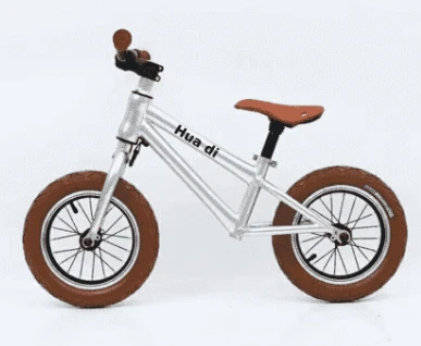 Handlebar Height Adjustability in Growth-Friendly Balance Bikes