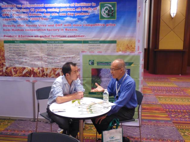 Urea Fertilizer Available from Factories for Agricultural Use and Bulk Purchase