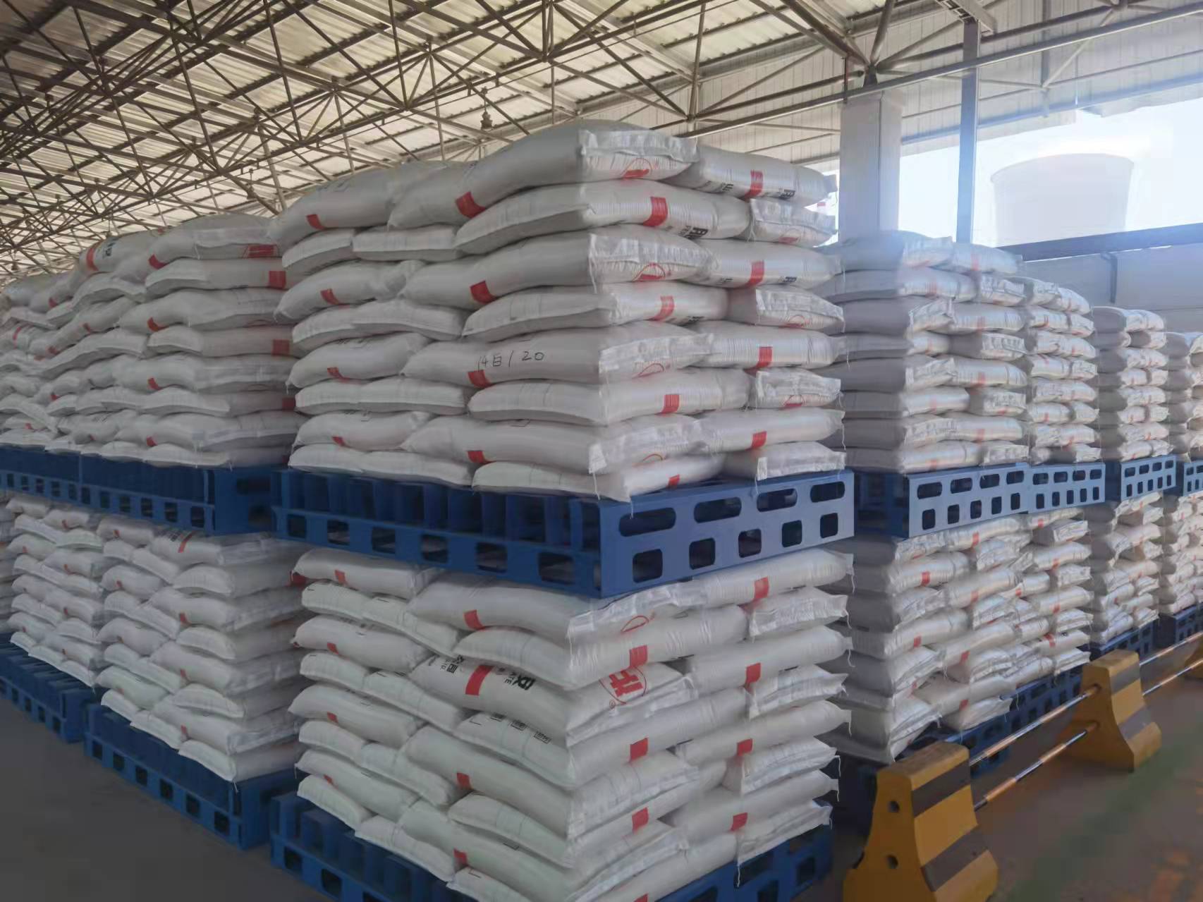 Fertilizer Production by a Manufacturer Specializing in 15-20-7 Nutrient Ratios for Optimal Growth
