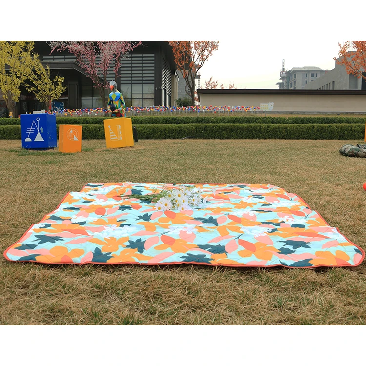 100% Cotton Textile Fibers: High-GSM (350-450) Jacquard Weave Picnic Rugs for Industrial Sourcing and Rheological Comfort