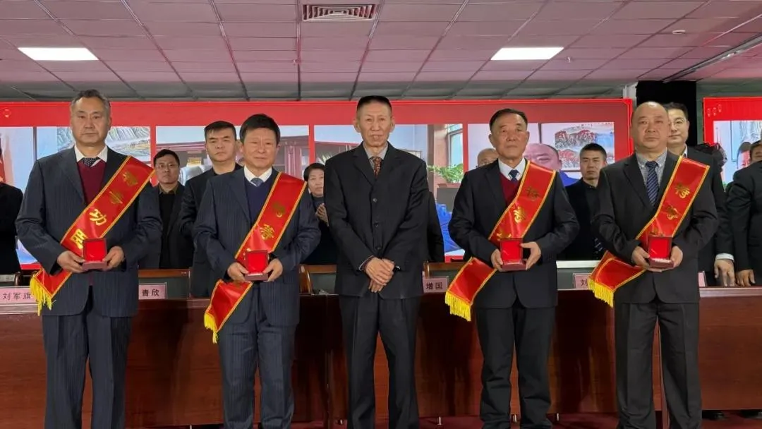 Striving For 40 Years, Building A New Journey With One Heart And One Mind, The 40th Anniversary Celebration Of Huabao Group And The 2026 Spring Festival Gala Were A Complete Success.