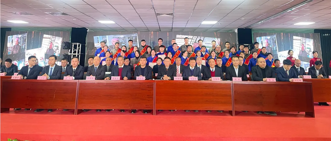 Striving For 40 Years, Building A New Journey With One Heart And One Mind, The 40th Anniversary Celebration Of Huabao Group And The 2026 Spring Festival Gala Were A Complete Success.