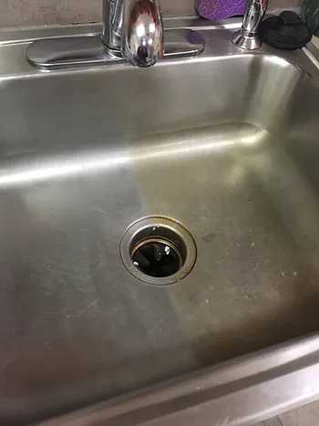 Cleaning Do's and Don'ts: Cleaning Stainless Steel