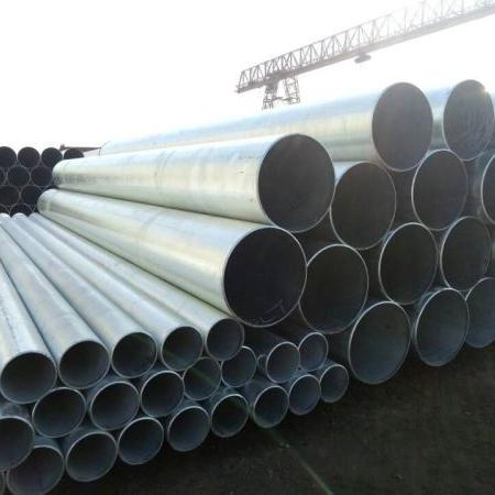 Chinese suppliers of black round carbon steel pipes